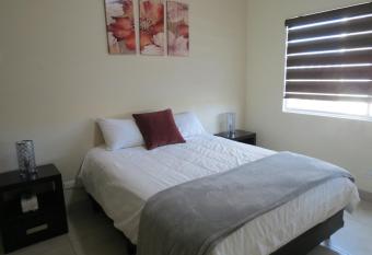 Las Casitas Del Valle by Rotamundos allows 18 year olds to book a room