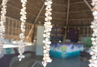 Kilimani Kwetu Beach Hotel has Balcony rooms