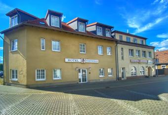 Wehrstedter Hof has Balcony rooms