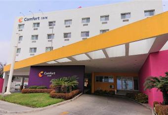 Comfort Inn Monterrey Valle allows 18 year olds to book a room