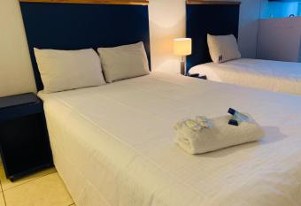 Hotel H Americas allows 18 year olds to book a room