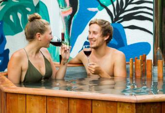 Hostal Aldea Colchagua Experience has Balcony rooms