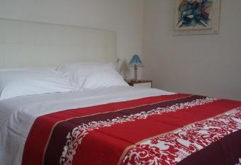 alloggi Alba 1 allows 18 year olds to book a room