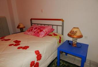   ripoli-  partments-Rooms-Stay allows 18 year olds to book a room