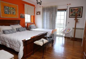 Casa da Av   Bela has Balcony rooms