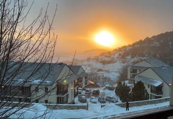 Superbe appartement Font Romeu La Pardallera allows 18 year olds to book a room