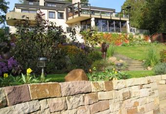 Ferienhaus am Kaufunger Wald has Balcony rooms