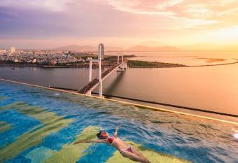 Wyndham Danang Golden Bay allows 18 year olds to book a room