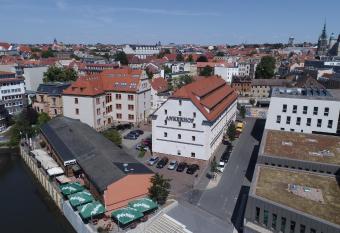 Ankerhof Hotel allows 18 year olds to book a room