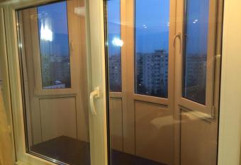 Ghica Tei Studio has rooms with a private hot tub