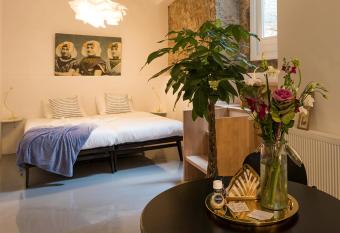 HOTELdeBEAUTEL has Balcony rooms