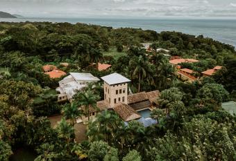 Castillo Tambor Resort & Restaurant has Balcony rooms