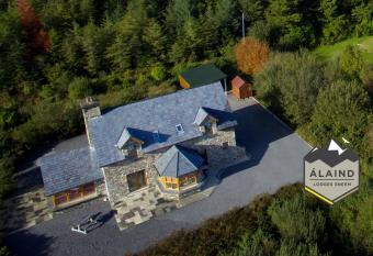   laind Lodges, Sneem has Balcony rooms