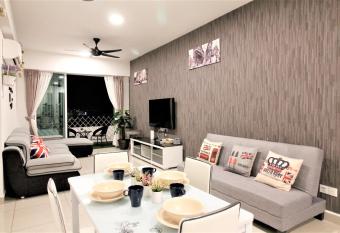 H2H - London House @ Majestic Ipoh (8~10 Guests) has Balcony rooms