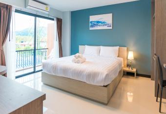 The Phu View at Aonang has rooms with a private hot tub