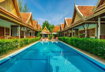 Bangtao Village Resort - SHA has Balcony rooms