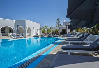 Maistros Village has Balcony rooms