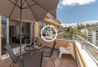 Arriaga I by An Island Apart allows 18 year olds to book a room