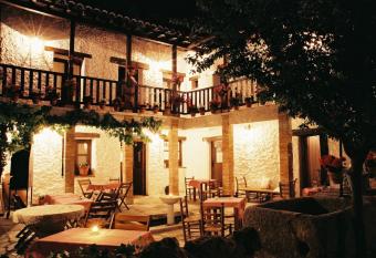 Hotel Labranza has Balcony rooms