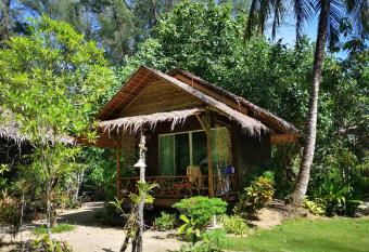 Hapla beach cottage has Balcony rooms