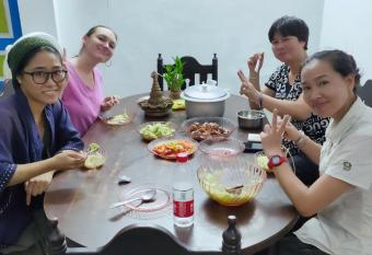 Hostel Gandhi allows 18 year olds to book a room