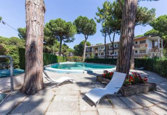 Residence Miami has Balcony rooms