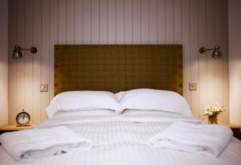 The Lodges @ Barra Castle has Balcony rooms