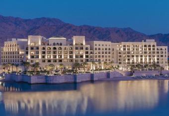 Al Manara, a Luxury Collection Hotel, Aqaba allows 18 year olds to book a room