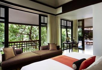 Banyan Tree Cabo Marques has rooms with a private hot tub