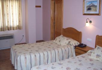 Hotel Mes  n el Castillo has Balcony rooms