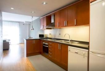 Duplex de dise  o a un paso de Barcelona has Balcony rooms