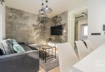 Apartamenty Premium Wadowice allows 18 year olds to book a room