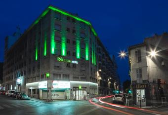 ibis Styles Marseille Centre Prado Castellane allows 18 year olds to book a room