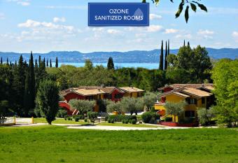 Poiano Garda Resort Appartamenti has Balcony rooms