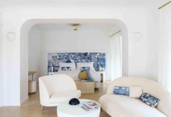 La Residenza Capri has Balcony rooms