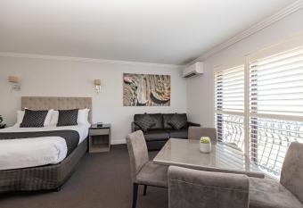 Lincoln Downs Resort Batemans Bay has Balcony rooms