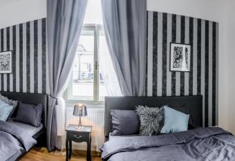 Riverside SPIRIT has Balcony rooms