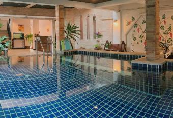 Ice Kamala Beach Hotel has Balcony rooms