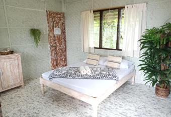 Cliff Garden allows 18 year olds to book a room