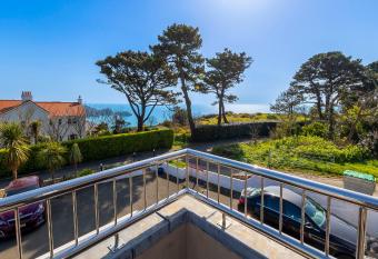 Saints Bay Hotel has Balcony rooms