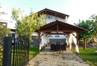 Ferienhaus KALI BEACH Chalkidiki has Smoking/Balcony rooms