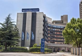 Garden Court Milpark has Smoking rooms