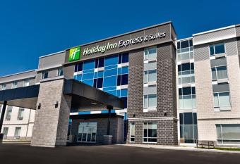 Holiday Inn Express & Suites Trois-Rivieres Ouest By IHG allows 18 year olds to book a room