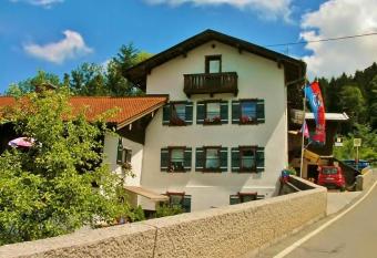 Rottl-Sepp Renoth Karoline has Balcony rooms