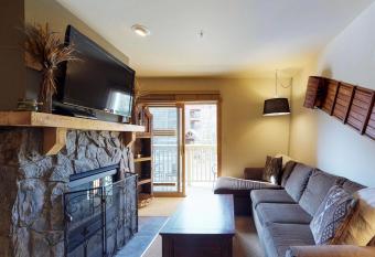 Cozy Keystone Getaway has Balcony rooms