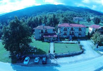 Hotel Orama has Balcony rooms