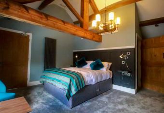 The Little George allows 18 year olds to book a room