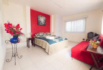 Esquina del Pintor has Balcony rooms