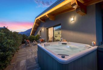 Arbul   Agriturismo & Spa Valtellina has Balcony rooms