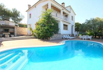 Spacious Apartment in Canyelles with Private Pool has Balcony rooms